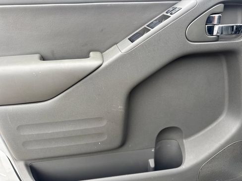 Used 2019 Nissan Frontier SL RWD image 22