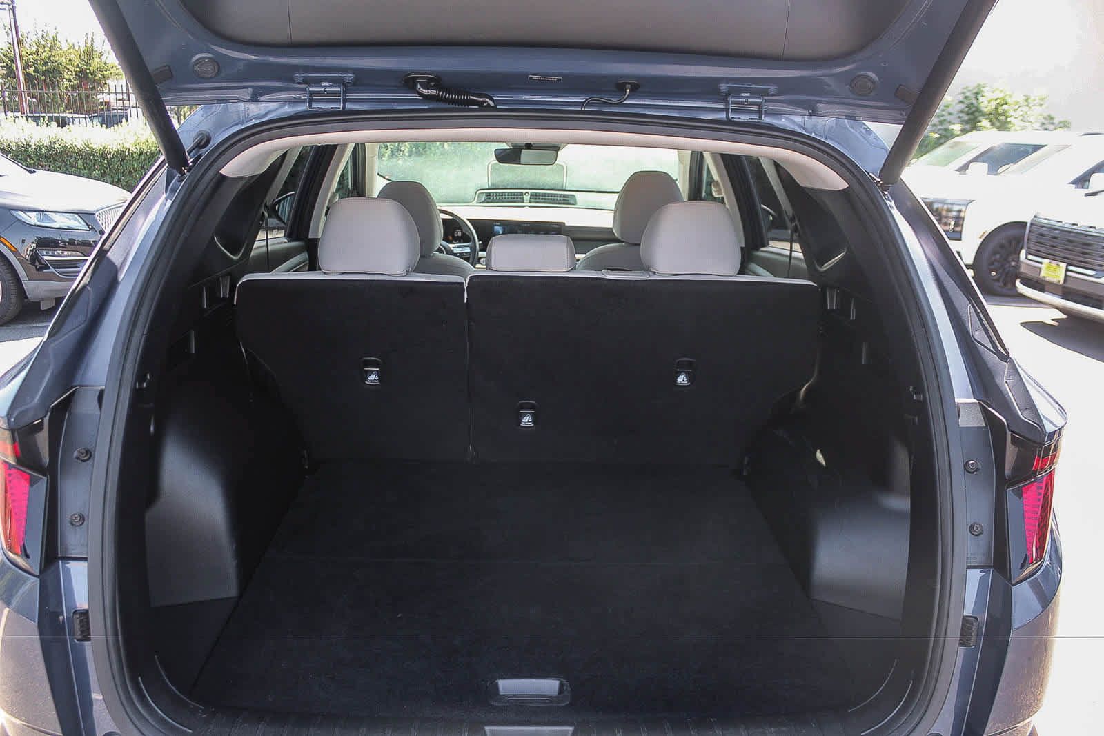 Certified 2025 Hyundai Tucson SEL FWD image 35