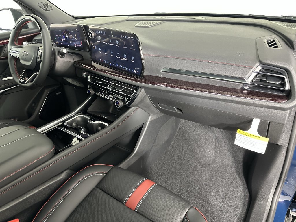 New 2027 Chevrolet Traverse RS w/ LPO, Floor Liner Package AWD/4WD image 31