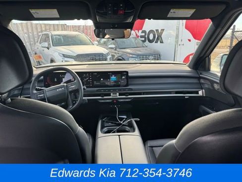 New 2027 Kia Telluride S image 13