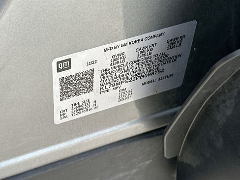 Used 2023 Chevrolet TrailBlazer LT FWD image 29