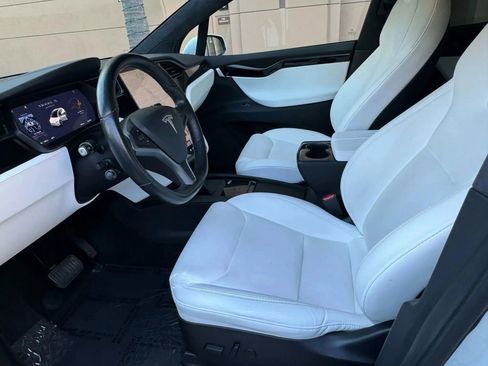 Used 2021 Tesla Model X Long Range AWD/4WD image 13