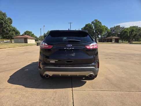 Used 2021 Ford Edge Titanium FWD image 30