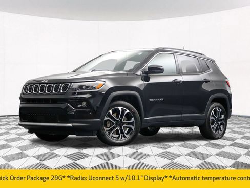 Used 2023 Jeep Compass Limited AWD/4WD image 2