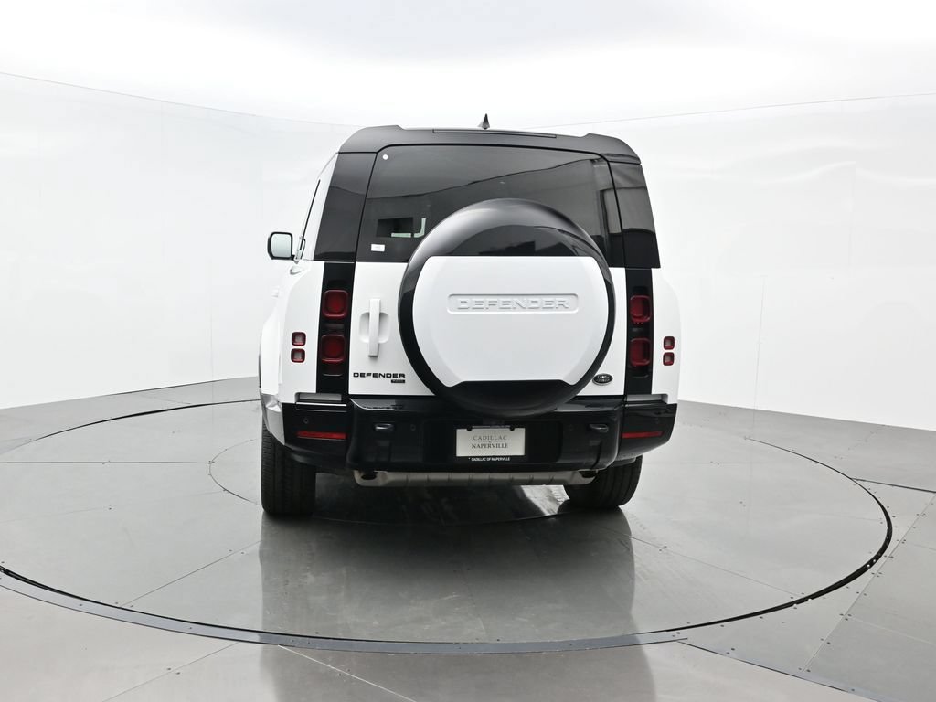 Used 2023 Land Rover Defender 130 X-Dynamic SE AWD/4WD image 5