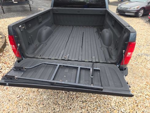 Used 2008 Chevrolet Silverado 1500 LT w/ Power Pack Plus AWD/4WD image 26