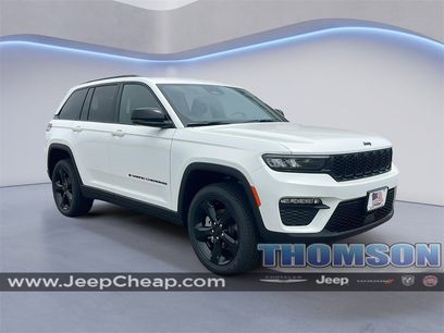 New 2025 Jeep Grand Cherokee Limited w/ Black Appearance Package