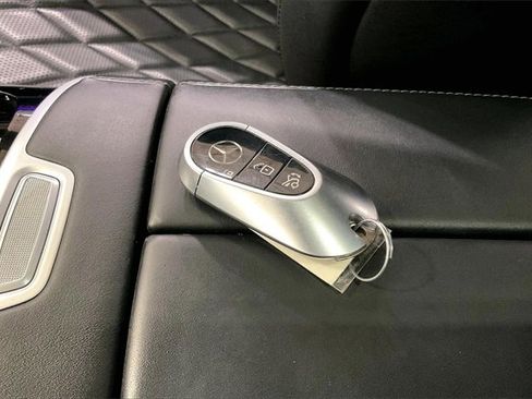 Used 2022 Mercedes-Benz S 580 S 580 image 11