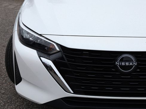 Used 2024 Nissan Sentra SV image 16