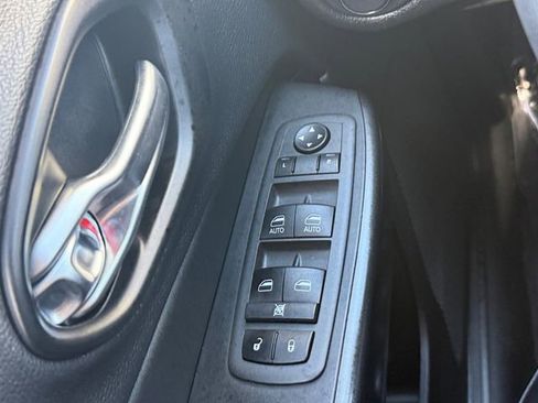 Used 2022 Jeep Cherokee Trailhawk w/ Sound & Nav Group image 25