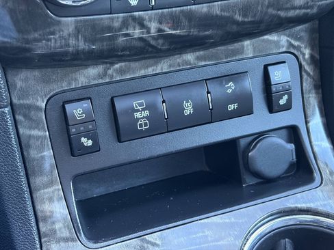 Used 2014 Buick Enclave Premium AWD/4WD image 38