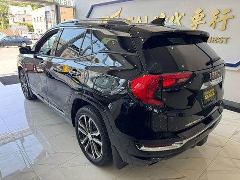 Used 2018 GMC Terrain Denali image 6