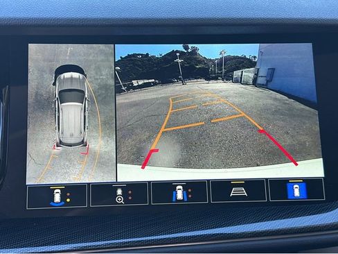 Certified 2022 Buick Envision Essence w/ Technology Package II image 26