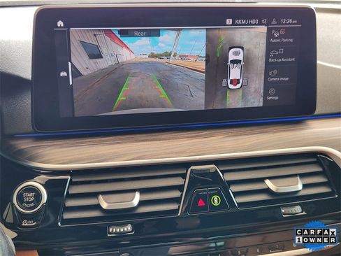 Used 2021 BMW 530i w/ Convenience Package image 20