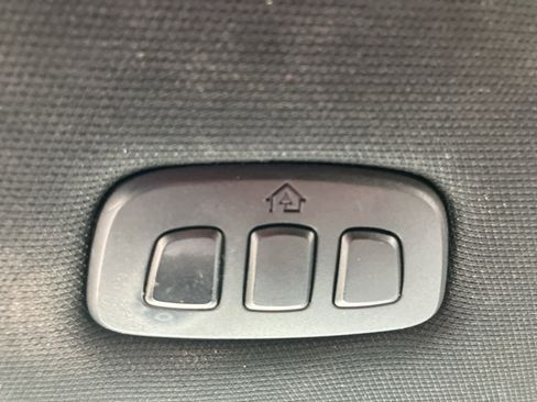 Used 2019 Ford Expedition Limited w/ Equipment Group 302A AWD/4WD image 22