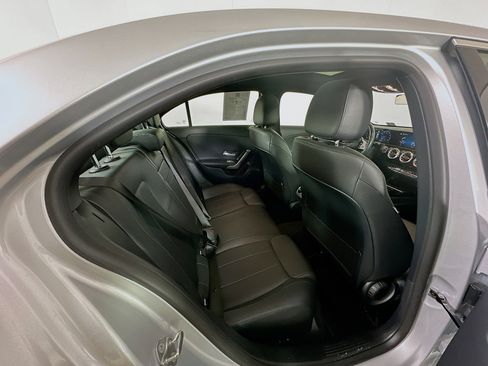 Used 2022 Mercedes-Benz A 220 4MATIC image 30