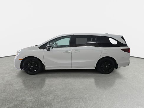 Used 2023 Honda Odyssey Sport image 8