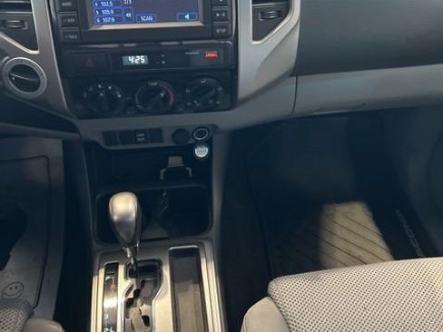 Used 2013 Toyota Tacoma 4x4 Double Cab w/ TRD Sport Pkg image 7