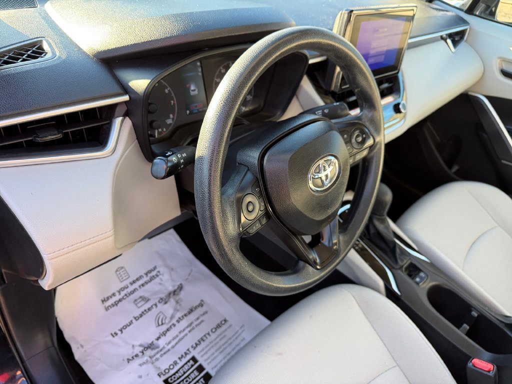 Certified 2025 Toyota Corolla Cross L AWD/4WD image 27
