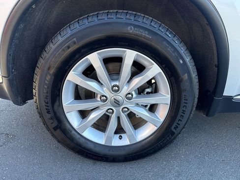 Certified 2024 Dodge Durango SXT w/ Trailer Tow Group IV image 10