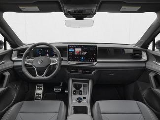 New 2026 Volkswagen Tiguan SE R-Line video 5