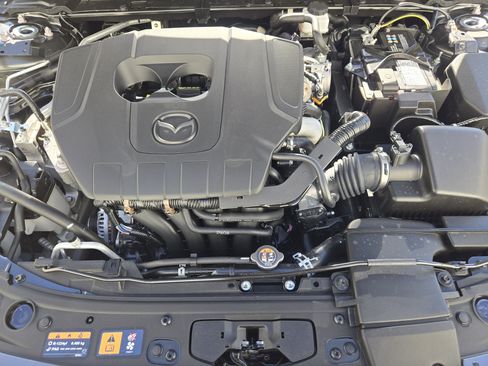 Used 2025 MAZDA MAZDA3 s image 33