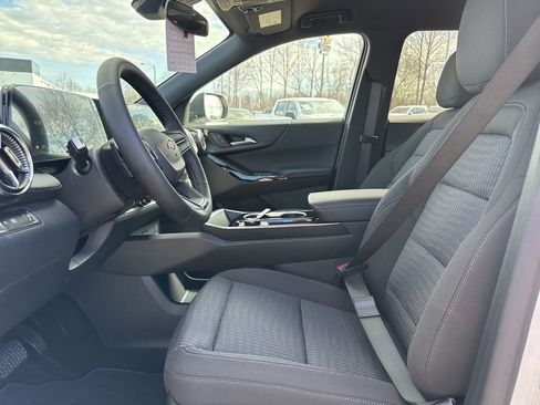 New 2026 Chevrolet Equinox LT image 9