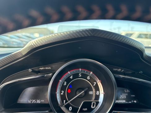 Used 2016 MAZDA MAZDA3 s Grand Touring image 17