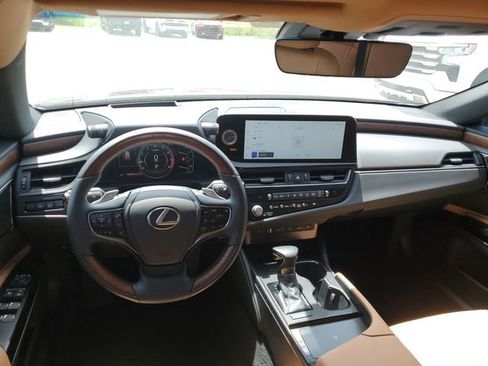Used 2025 Lexus ES 350 Ultra Luxury w/ Accessory Package (Z1) FWD image 26