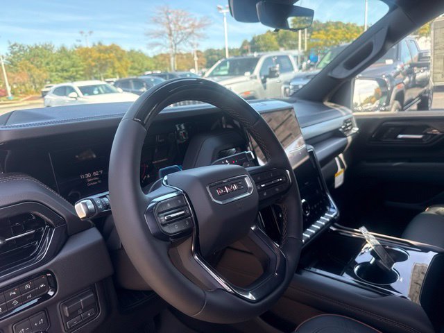 New 2027 GMC Yukon AT4 w/ AT4 Premium Plus Package AWD/4WD image 13