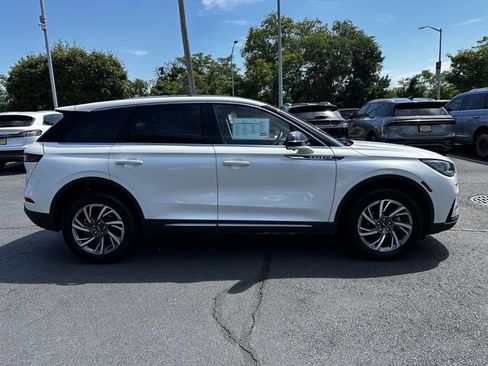 Certified 2024 Lincoln Corsair AWD w/ Equipment Group 101A image 4