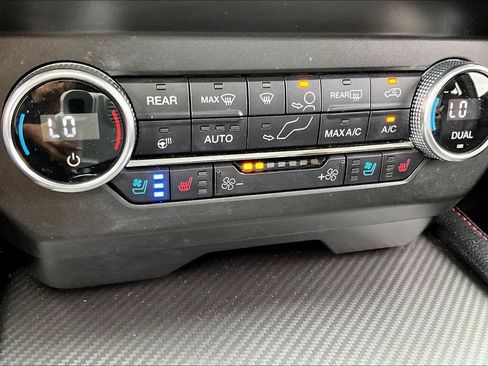 Used 2021 Ford Expedition Limited AWD/4WD image 24