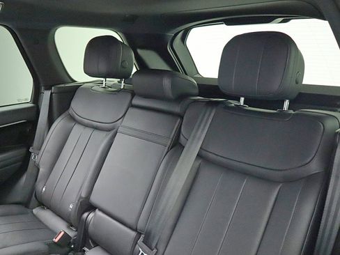 Used 2024 Land Rover Range Rover SE AWD/4WD image 27