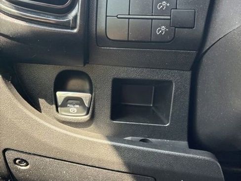 Used 2023 RAM ProMaster 2500 FWD image 13