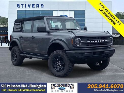 New 2025 Ford Bronco 4-Door image 1