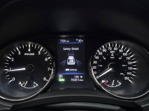 Used 2018 Nissan Rogue SV FWD image 29