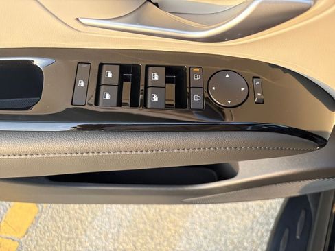 New 2026 Hyundai Tucson Limited image 15