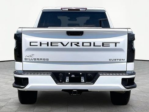 Used 2024 Chevrolet Silverado 1500 Custom AWD/4WD image 6