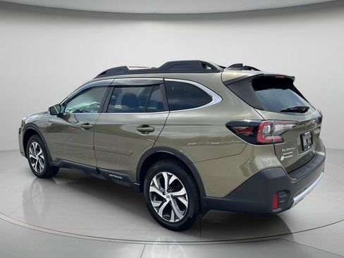 Used 2022 Subaru Outback Limited AWD/4WD image 5