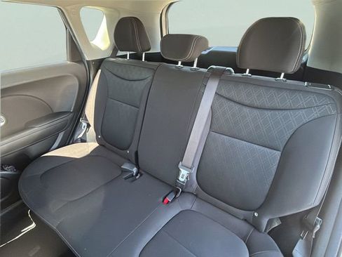 Used 2016 Kia Soul w/ Convenience Package FWD image 19