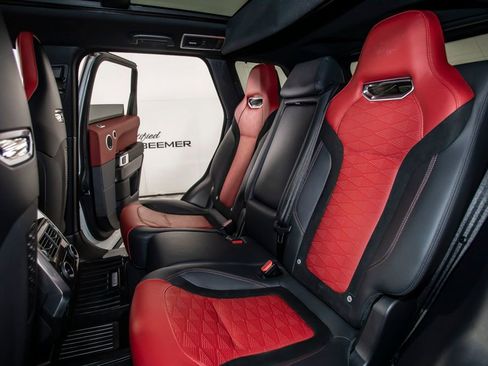 Used 2022 Land Rover Range Rover Sport SVR image 16