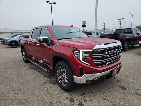 New 2026 GMC Sierra 1500 SLT w/ SLT Premium Package image 2
