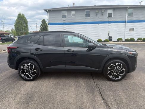 Used 2024 Chevrolet Trax RS w/ Driver Confidence Package image 6