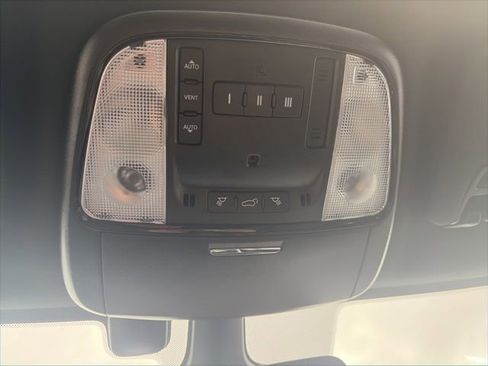 Used 2024 Dodge Durango GT AWD/4WD image 27