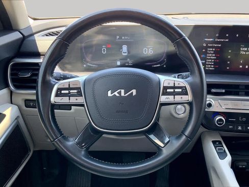 Certified 2023 Kia Telluride S w/ S Sunroof Package FWD image 6