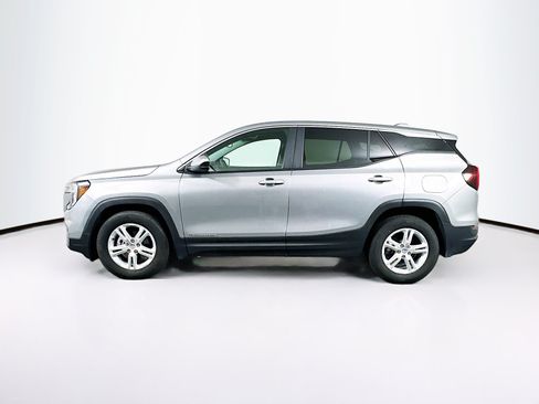 Used 2024 GMC Terrain SLE FWD image 4