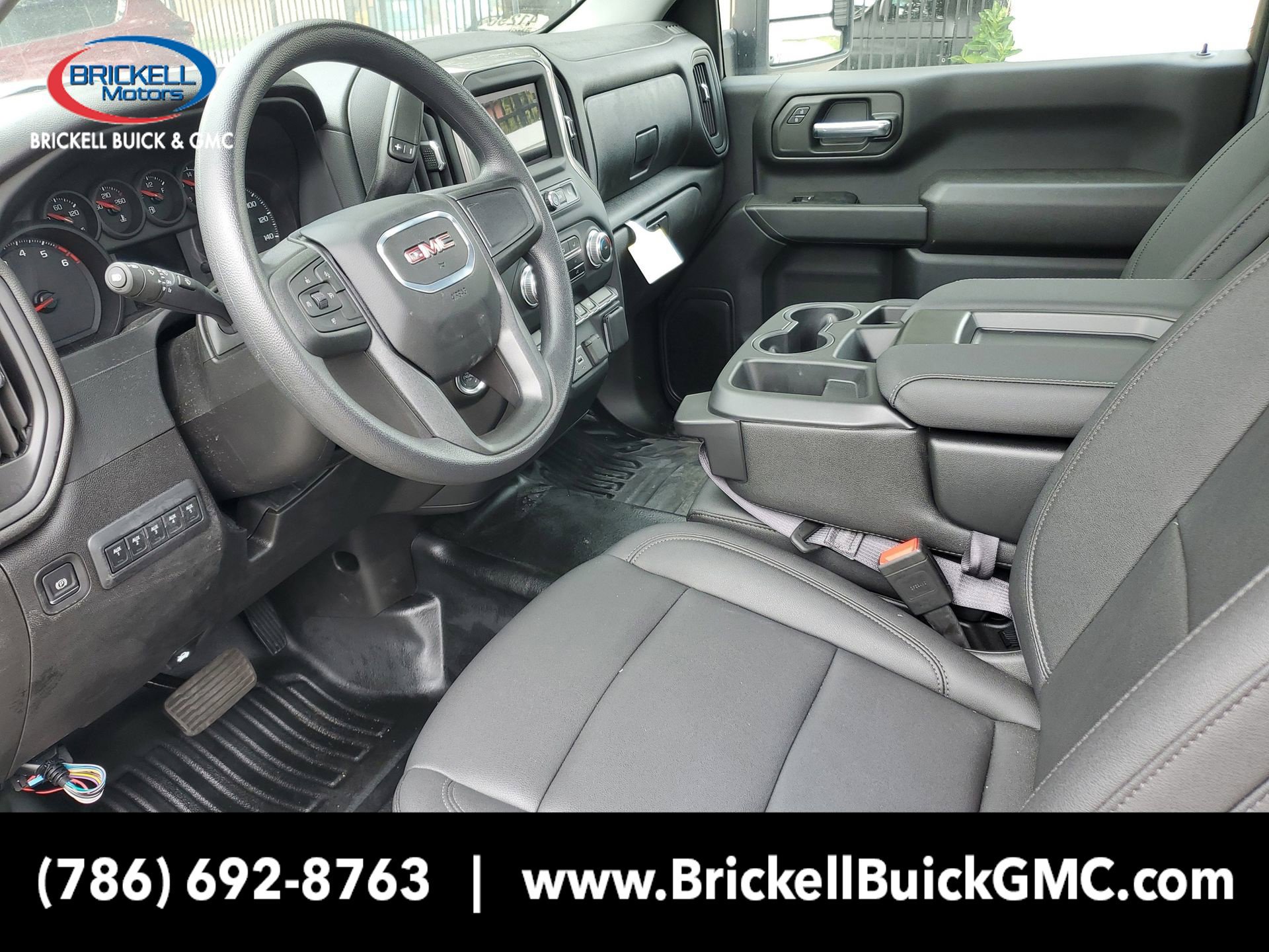 New 2024 GMC Sierra 2500 Pro RWD image 13