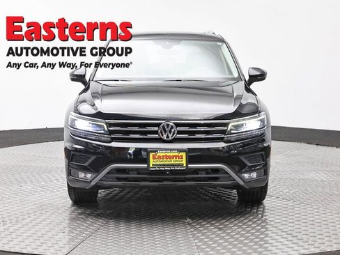 Used 2019 Volkswagen Tiguan SEL Premium AWD/4WD image 2