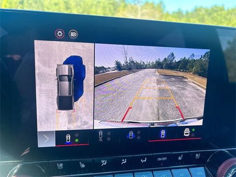 Certified 2023 GMC Canyon AT4X image 21