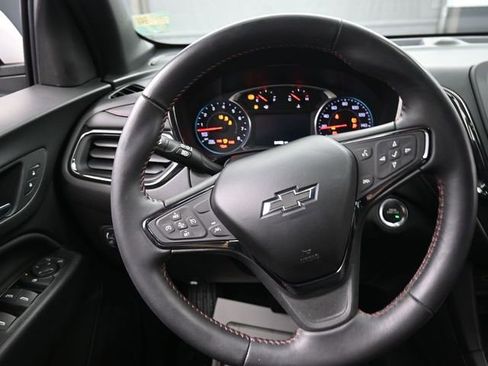 Used 2022 Chevrolet Equinox RS w/ LPO, Floor Liner Package image 8